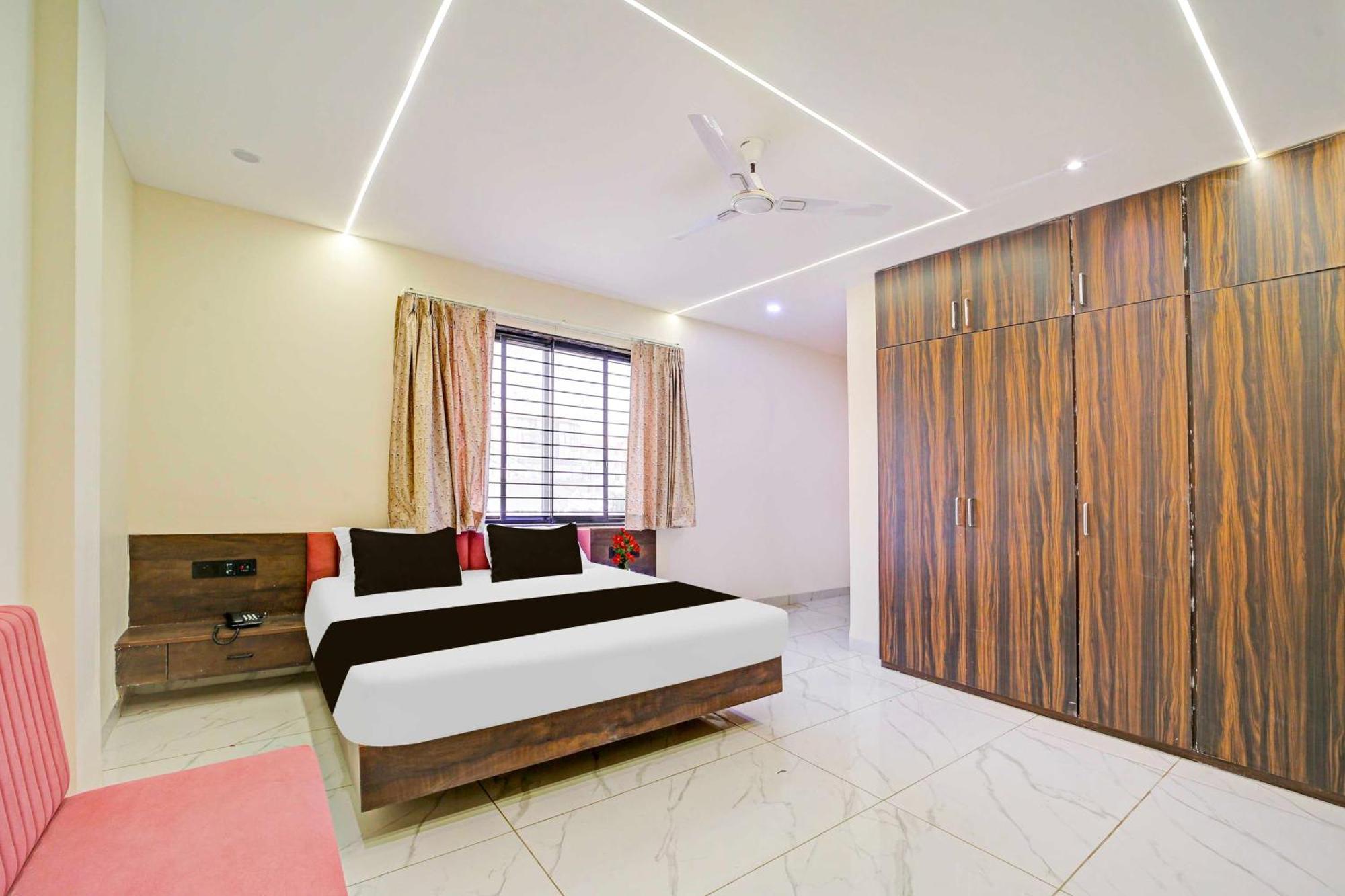 Hotel Townhouse Aurobindo Hospital Manglia
