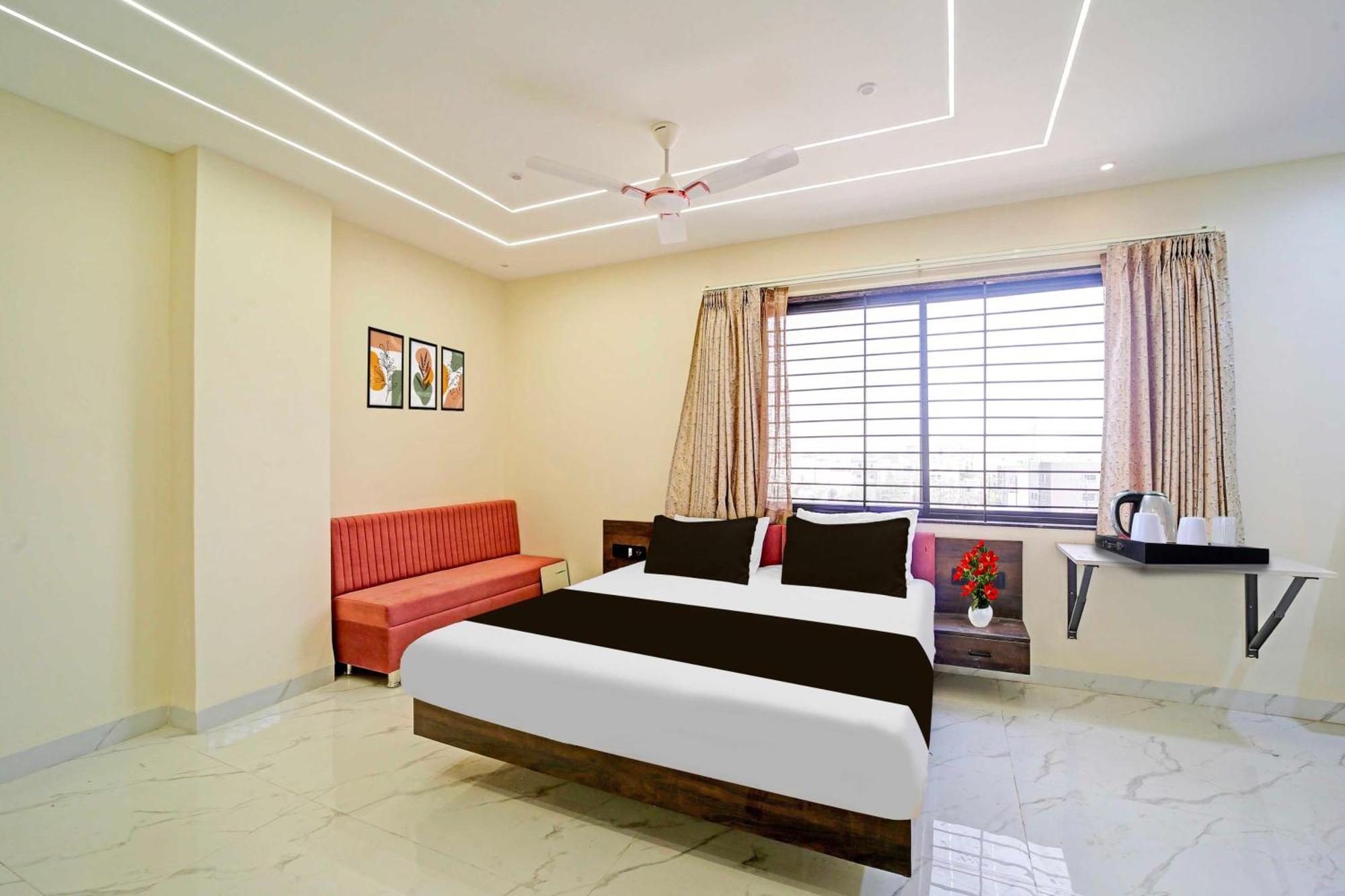 Hotel Townhouse Aurobindo Hospital Manglia